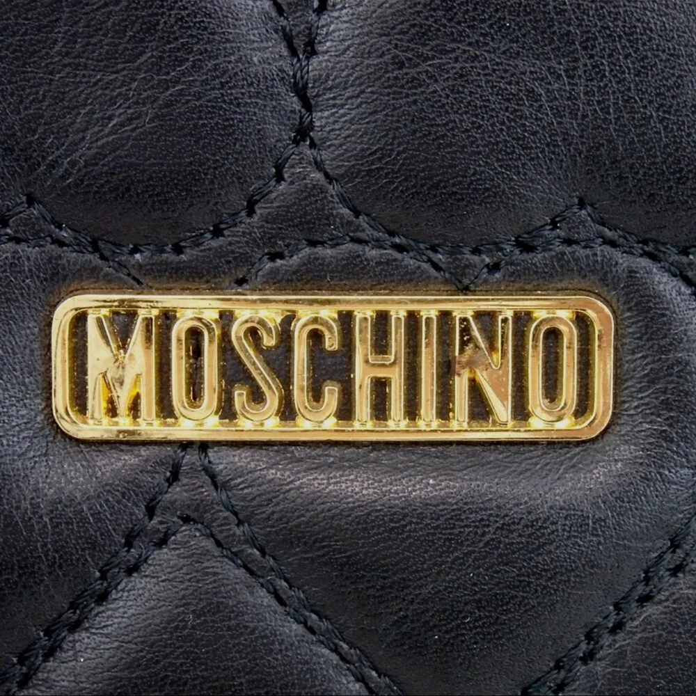 AUTH MOSCHINO Leather Heart Quilted Chain Shoulder Bag - Picture 8 of 8